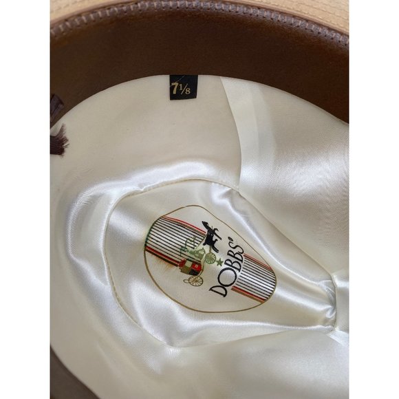 Dobbs Men’s Suede Feathers Band Fedora Beige - Picture 7 of 7